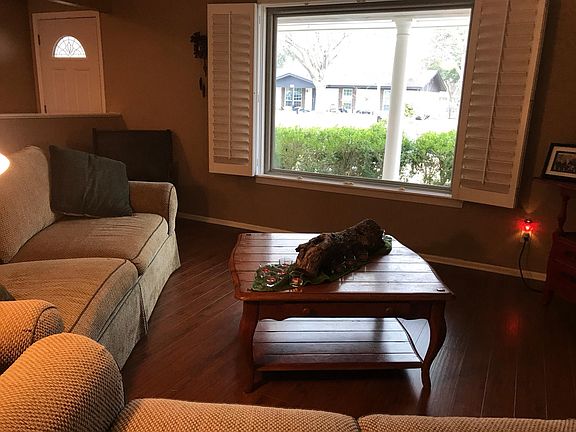 4th image of 1609 Marigold Dr