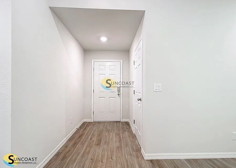 Modern 2BR Duplex in Punta Gorda Built 2023 — Photo 3