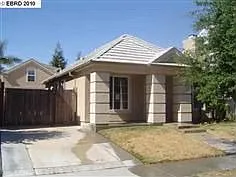 1140 Chaucer Dr photo 1