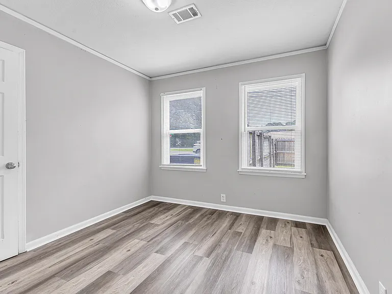1134 Wright St — Photo 25