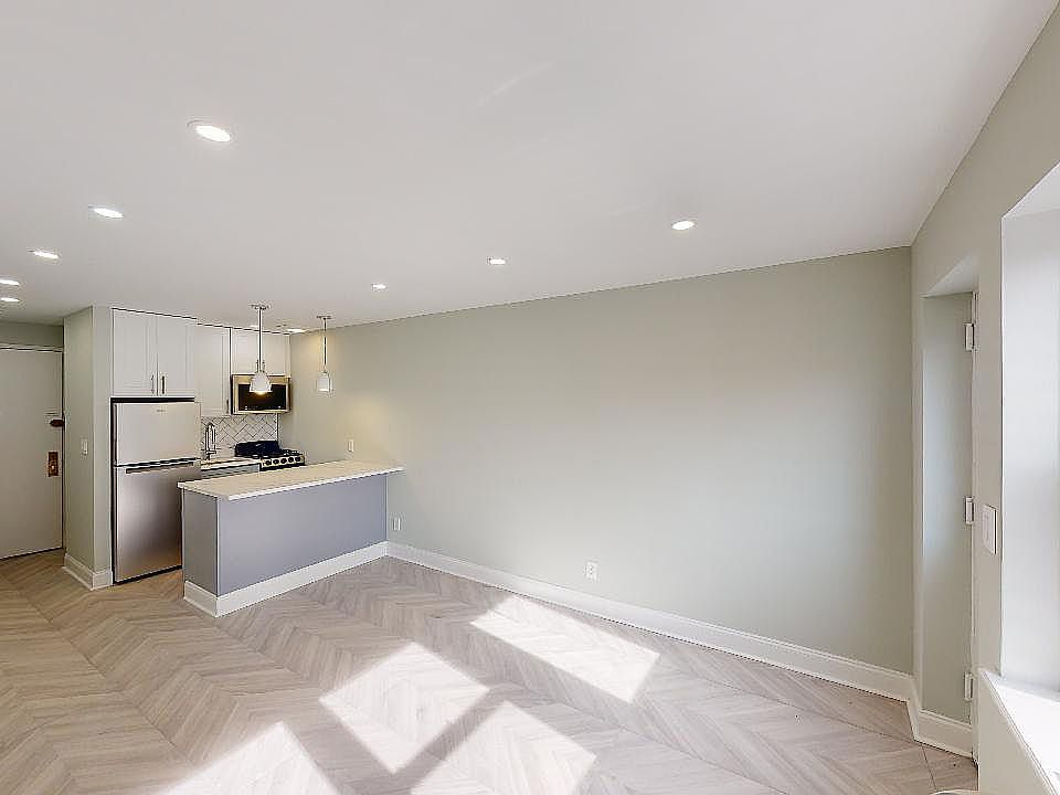 1st image of 63-44 Saunders St #3G