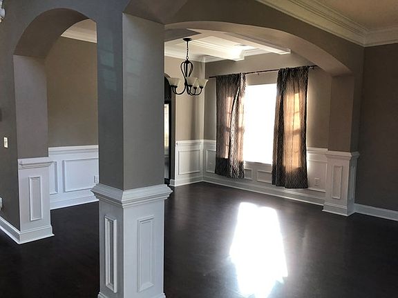 5th image of 698 Briarcrest Dr NE