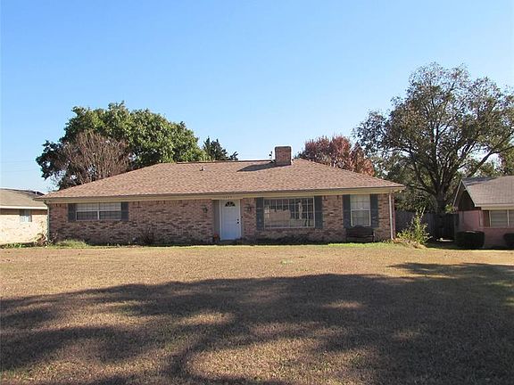4th image of 2205 Ingleside Dr