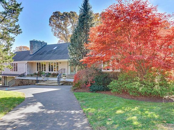 4th image of 3 Cedar Dr