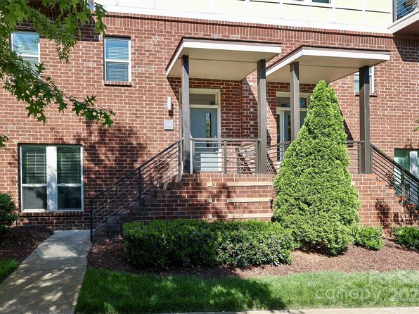 926 Steel House Blvd, Charlotte, NC 28205