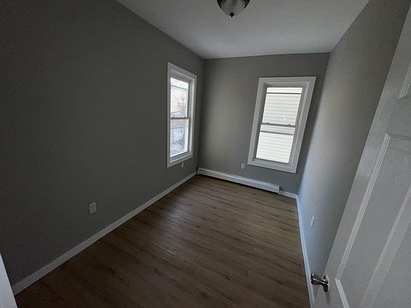 3rd image of 139 N 11th St #2RRR