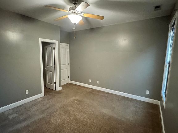 5th image of 308 Old 30 Rd