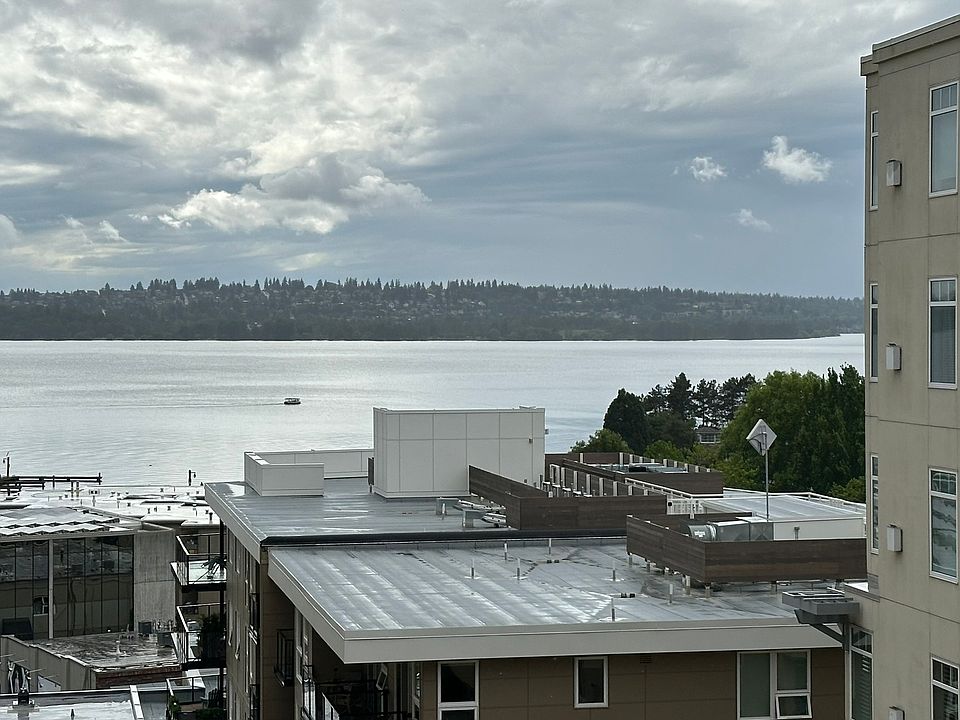View of Lake Washington from all rooms.