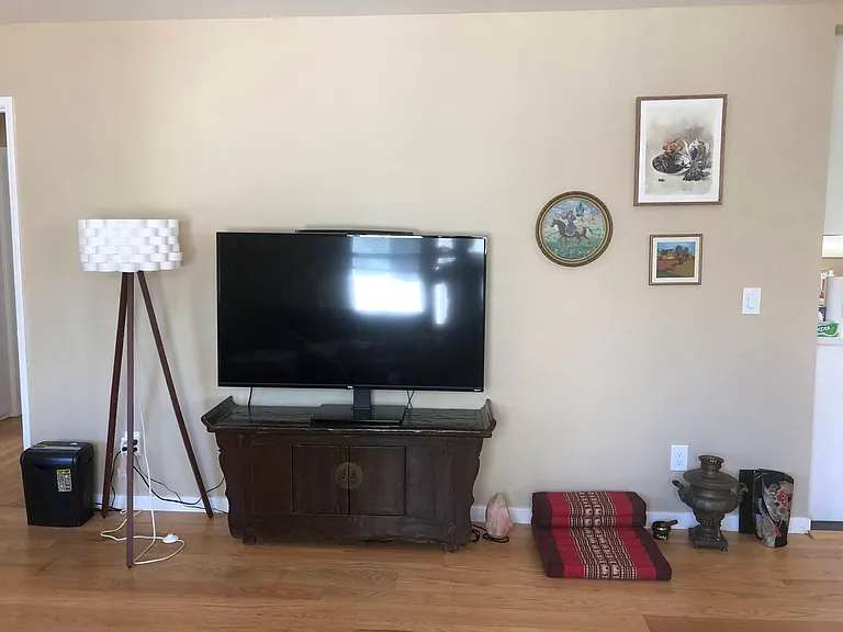 986 Kains Ave — Photo 9