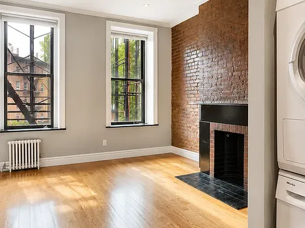 58 Leroy Street image 1 of 5