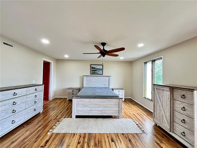 9 Harbour Ln — Photo 22