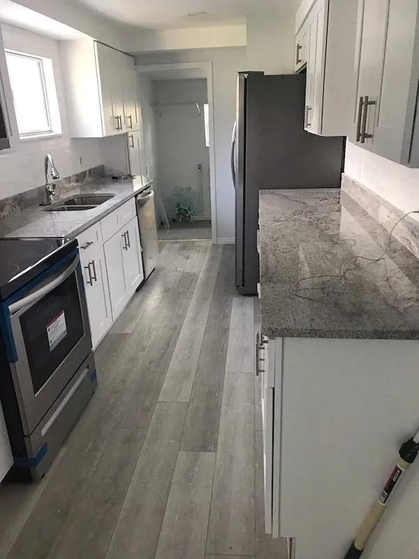 1360 Daytona Ave — Photo 3