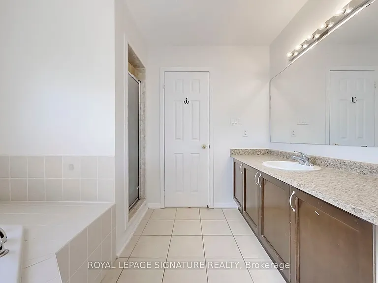 138 Sun King Cres — Photo 25