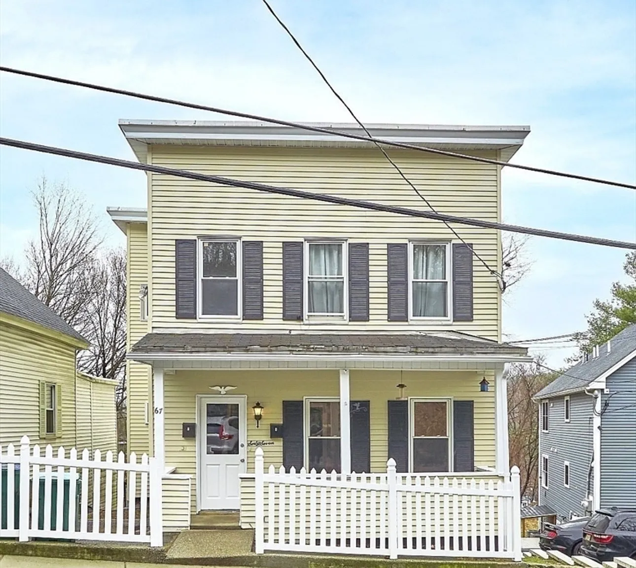 2 bed, 743 sqft, $2,100 — Photo 1