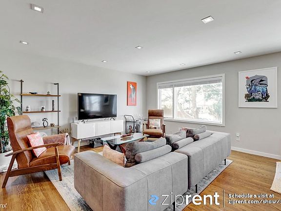 3rd image of 785 Lakeview Ave
