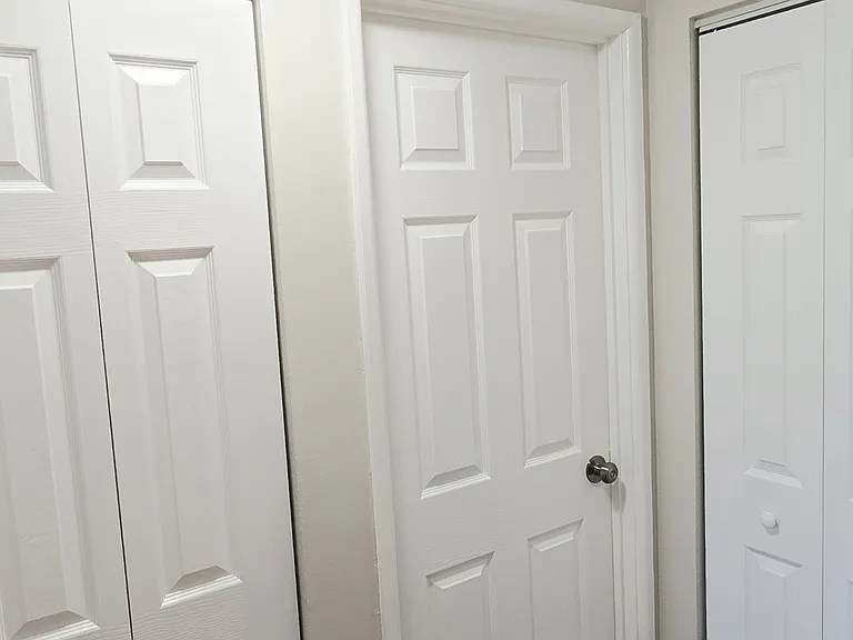 11011 - 13 South Lloyd Drive - #9 — Photo 13
