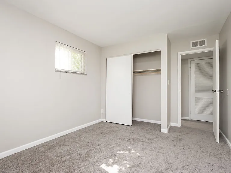 3656 Seabrook Ave — Photo 7