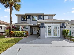 3239 Brewster Dr, Kissimmee, FL 34743