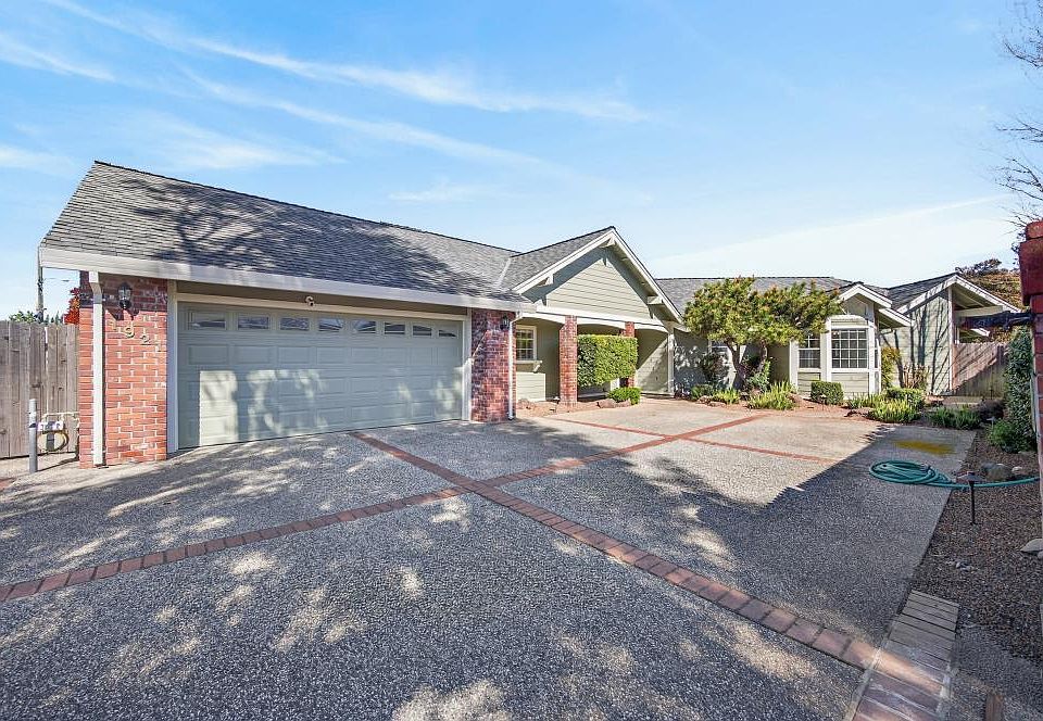 1st image of 1921-1913 Belcot Rd