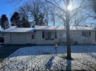 1530 Palmer Ct, Port Huron, MI
