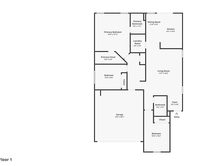 1006 S Clancy Cir — Photo 2