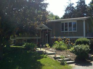 101 N Spencer Rd, Spencer, MA 01562