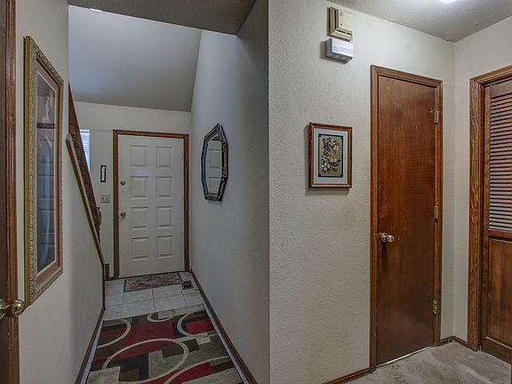 4th image of 6936 S 29th West Ave