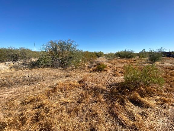 4th image of 25208 W Blue Sky Dr