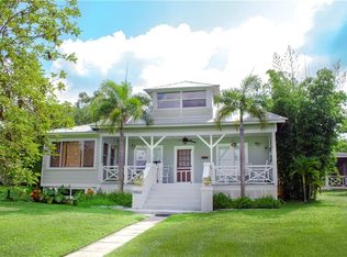 1049 Saint Anne Shrine Rd, Lake Wales, FL 33898