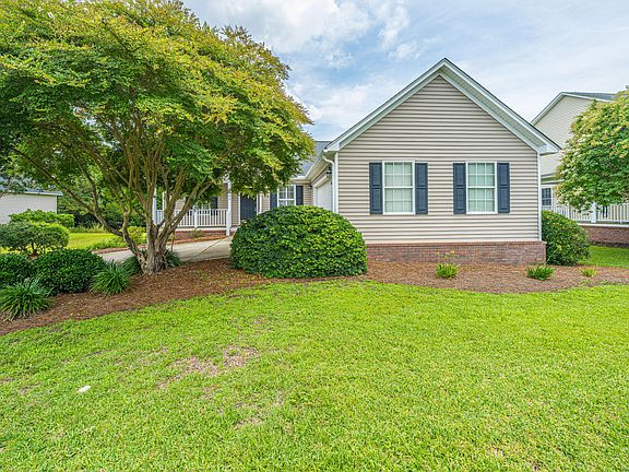 2nd image of 1083 Wayfarer Ln