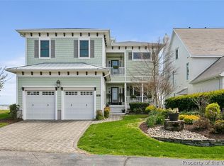 16 Bay Front Pl, Hampton, VA 23664