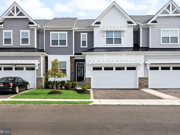 33 Baldwin Ct, Medford, NJ 08055