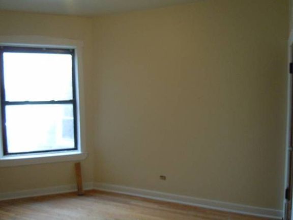 2nd image of 1 N Kedzie Ave