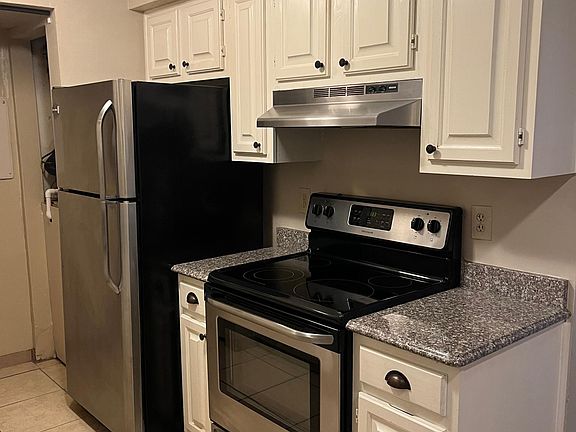 2nd image of 11130 Stratford Dr APT 408