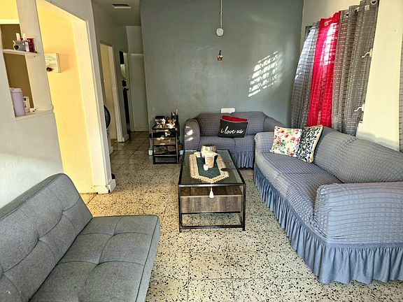 5th image of 671 Calle Jose Gautier Benitez Bo Obrero