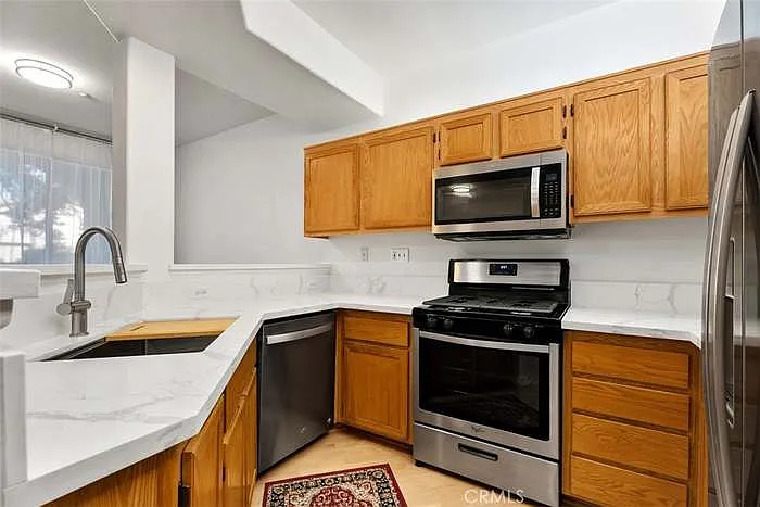 3503 Orangewood — Photo 3