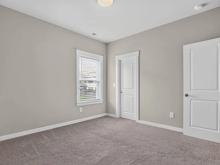 4787 Wellesley Dr — Photo 25