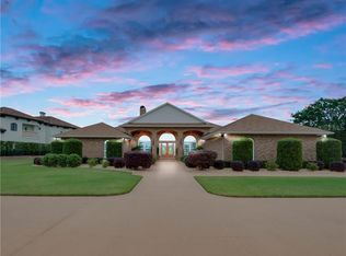 2021 Abrams Rd, Eustis, FL 32726