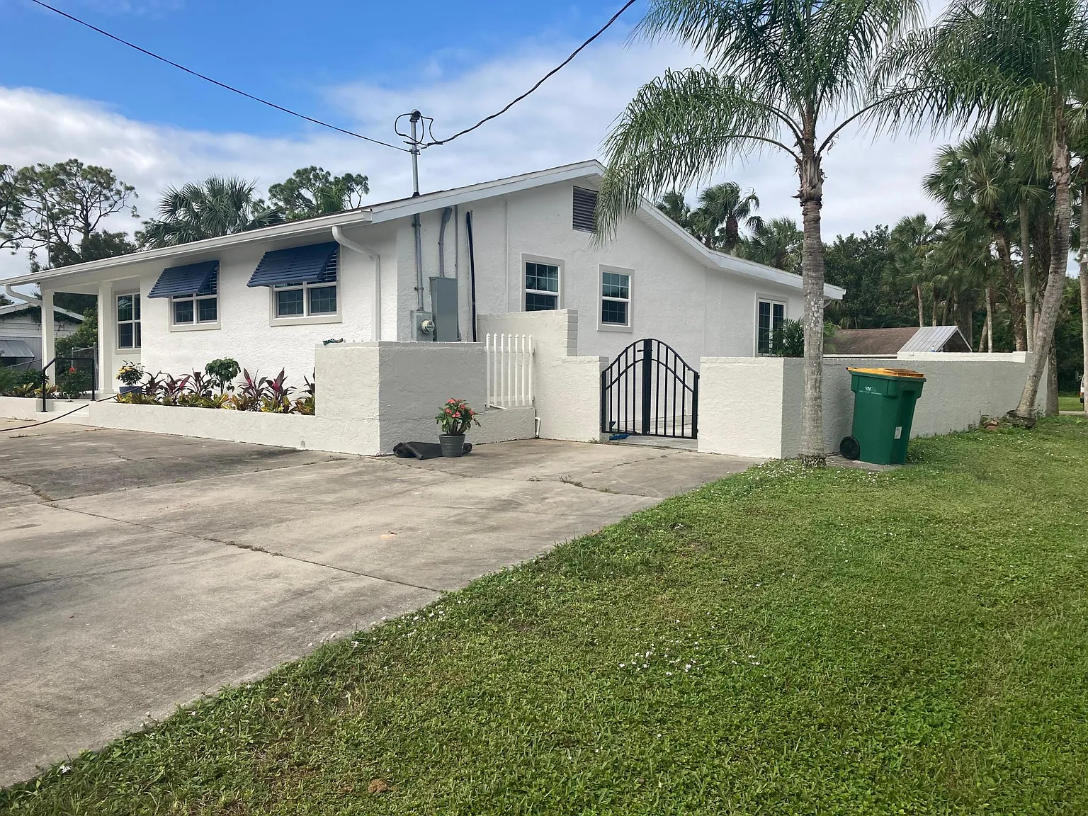 278 Sabal Palm Rd — Photo 2