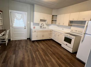 19 W Main St, Hershey, PA 17033