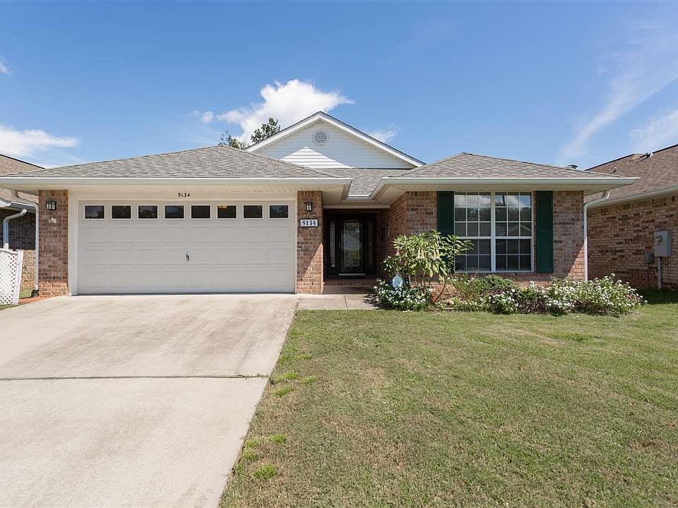 1st image of 5134 Cocoa Dr