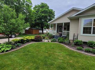 206 N Elm St, Lexington, IL 61753