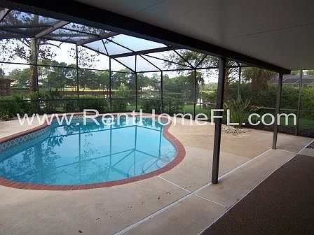 3rd image of 465 Lakeshore Dr