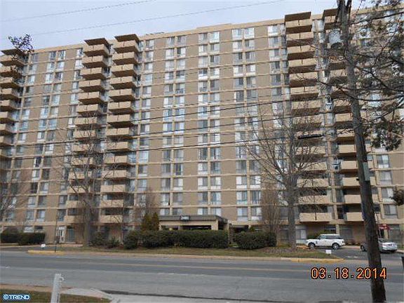 2nd image of 2401 Pennsylvania Ave APT 1405