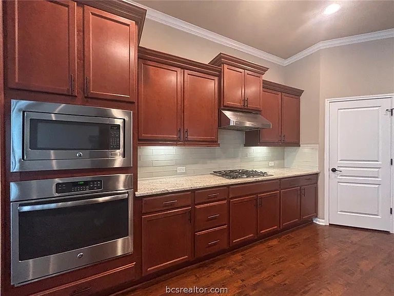 2607 Hailes Ct — Photo 7