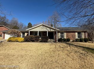 8706 Mountain Brook Dr, Louisville, KY