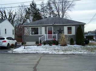 75 Yeaton St, Waterbury, CT 06708