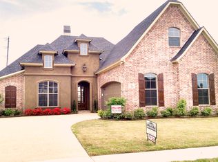 728 Dumaine Dr, Bossier City, LA 71111