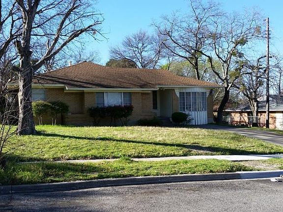 2nd image of 1212 Aspermont Ave