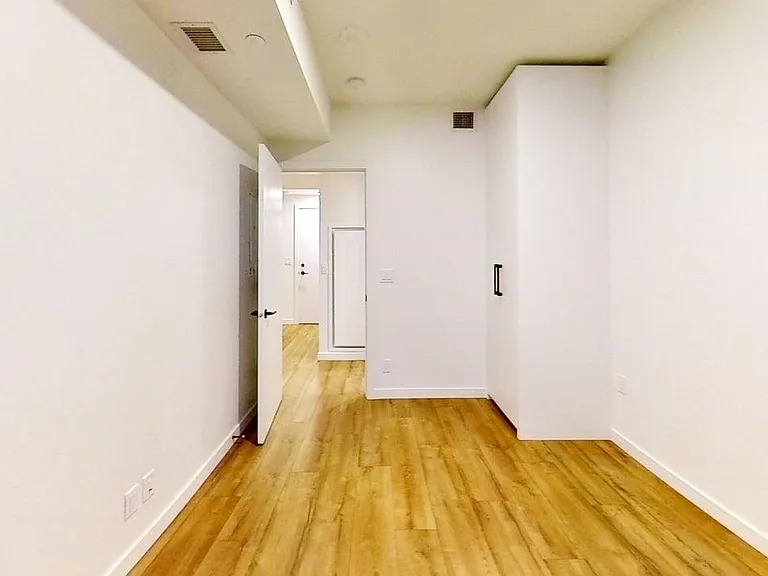 10448 University Dr #28XX — Photo 3